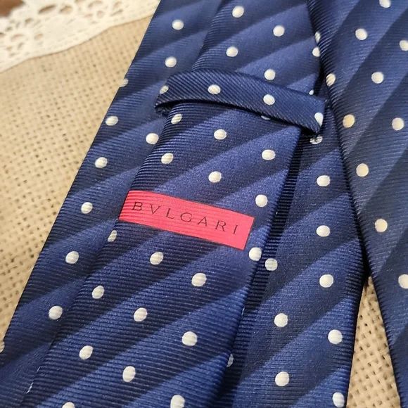 Authentic Bulgari silk necktie - Picture 2 of 7